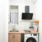 Pompidou Chic In Le Marais * Párizs
