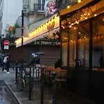 Apartment Pompidou Chic In Le Marais Paris