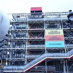 Pompidou Chic In Le Marais Paris