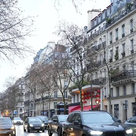 Pompidou Chic In Le Marais *