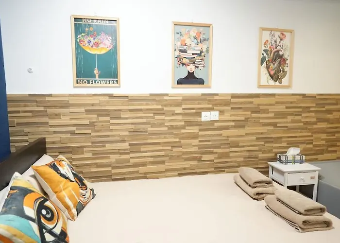 Pompidou Chic In Le Marais *