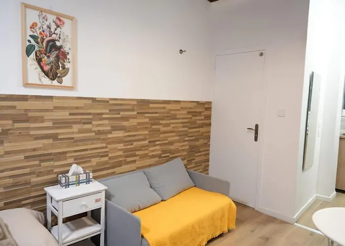 Pompidou Chic In Le Marais * Parigi