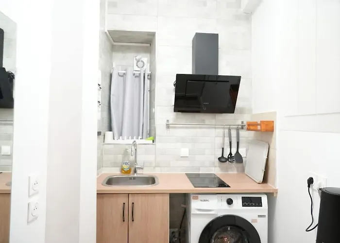 Pompidou Chic In Le Marais * باريس