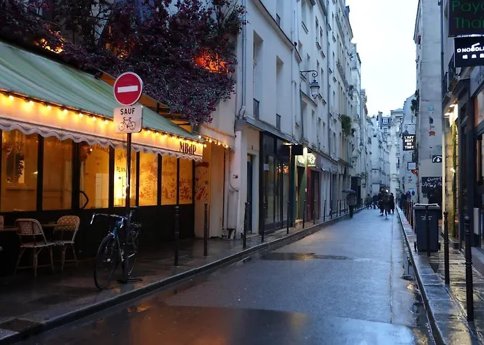 Pompidou Chic In Le Marais Paryż